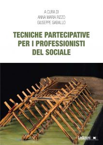 Copertina del libro Tecniche partecipative per i professionisti del sociale